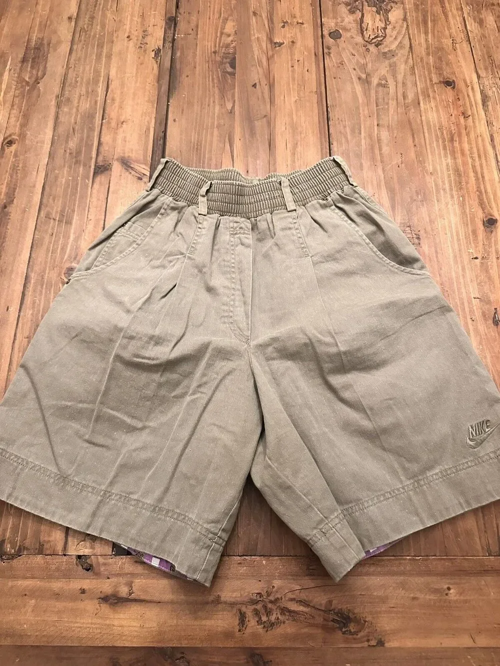 Vintage Nike Girls Size Medium Pull On Khaki Shorts Golf Walking Geometric Hem